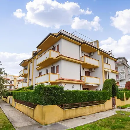 Daire 2 Bedroom Nice In Scalea